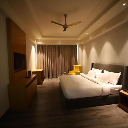 Hotel Abha Grand Aligarh Exterior photo
