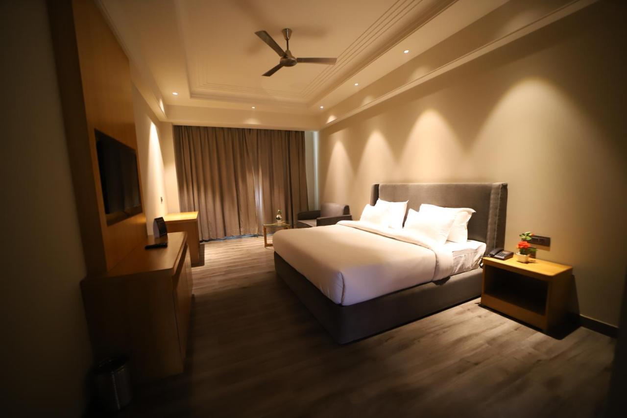 Hotel Abha Grand Aligarh Exterior photo